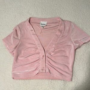 cute flowy pink top. good quality